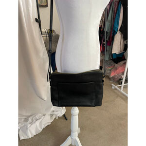 Women's Universal Thread Crossbody Bag One Size Black